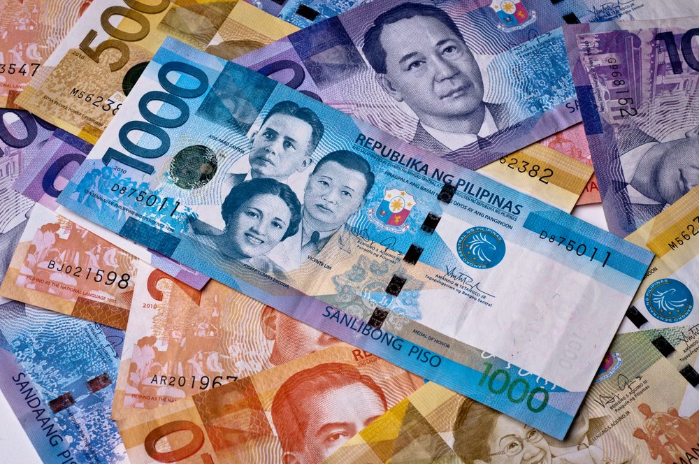 100 dollar to php peso